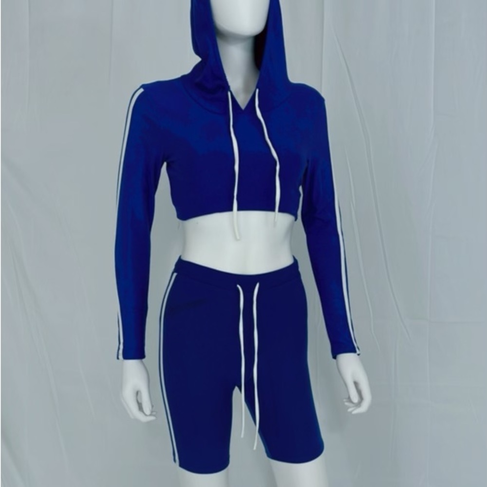 Fashion nova two piece royal blue.